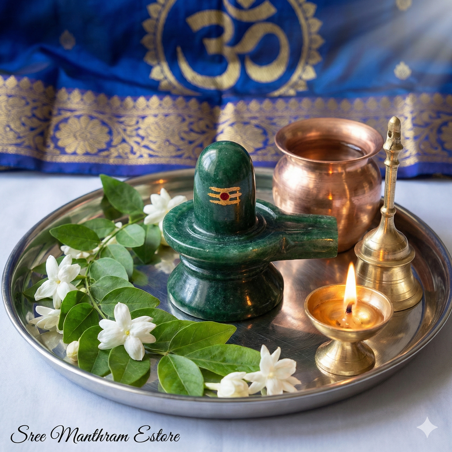 Marakata mani Sivalingam